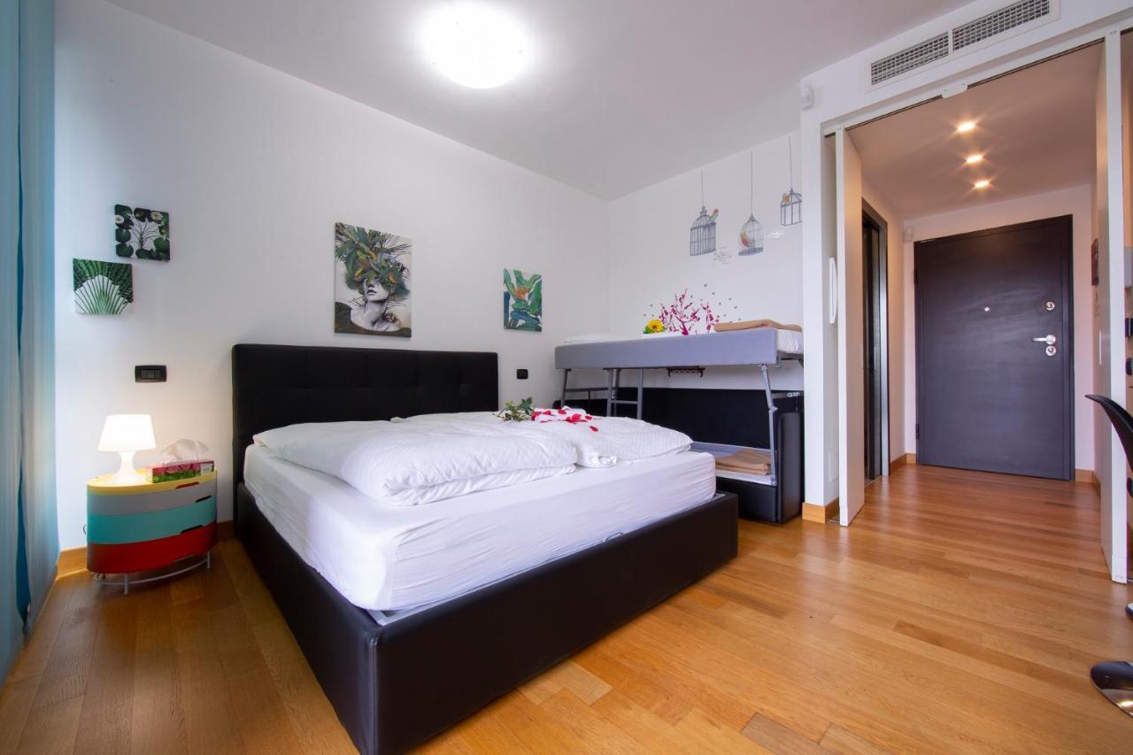 Temporaryflat Parco Vittoria Appartement Milaan Buitenkant foto